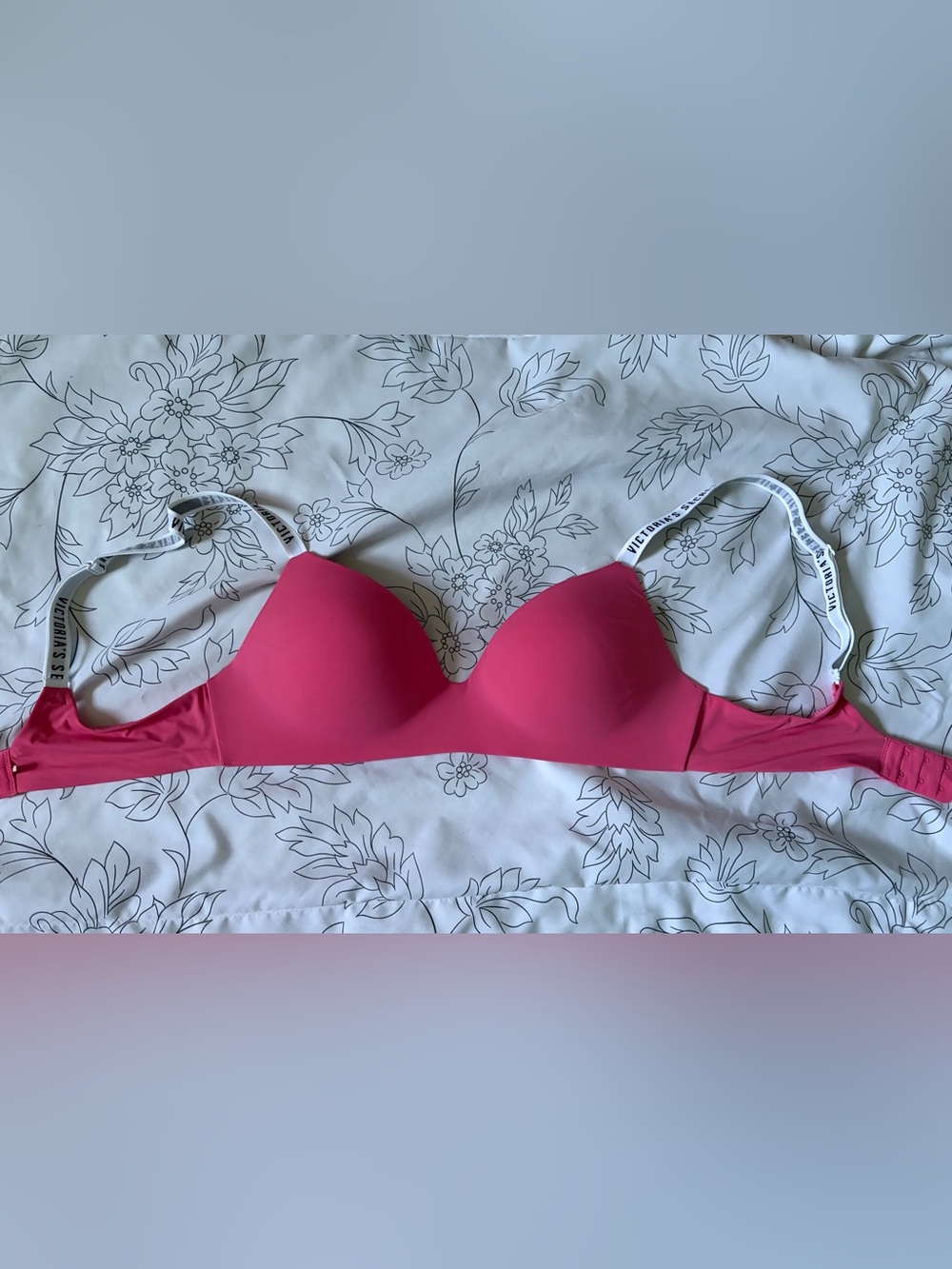 Victoria's Secret Pink Smooth Molded Bra - Bright Pink